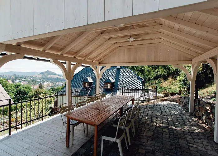 Διαμέρισμα Cornelia *